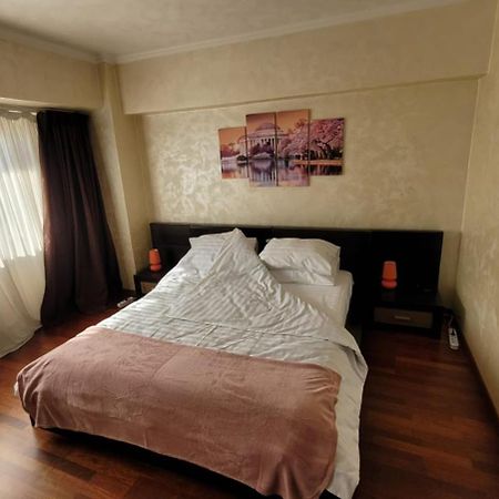 Downtown Top Apartments Bukarest Exterior foto